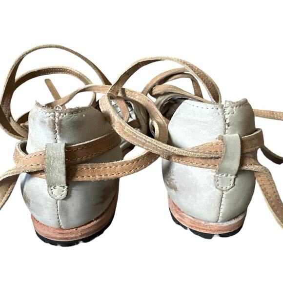 Rare Freebird by Steven Eryn Cream Nude Leather Lace up Ballet Flats Size 8 - Picture 3 of 5